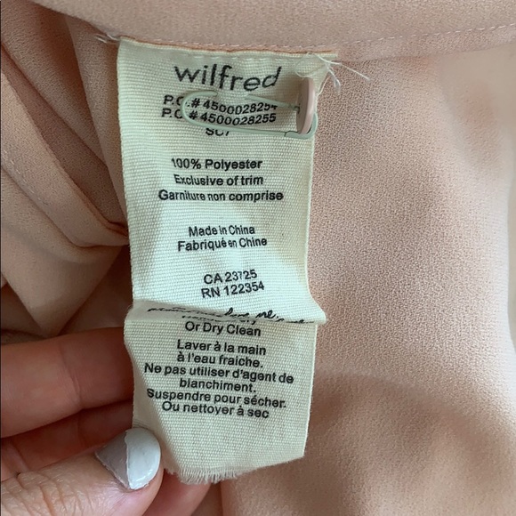 Aritzia Wilfred sleeveless light pink blouse - Picture 3 of 4